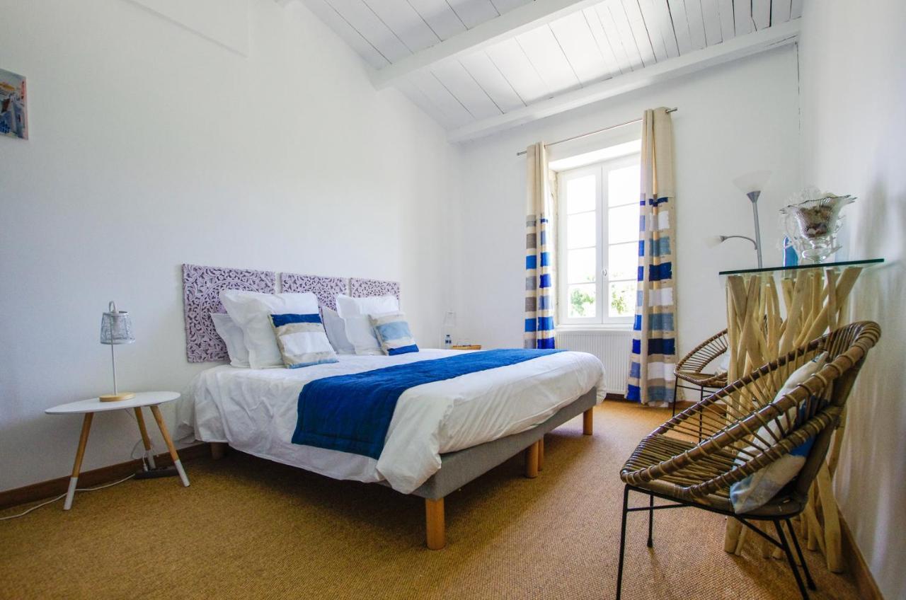 Logis Saint Leonard Bed & Breakfast Dompierre-sur-Mer Exterior foto