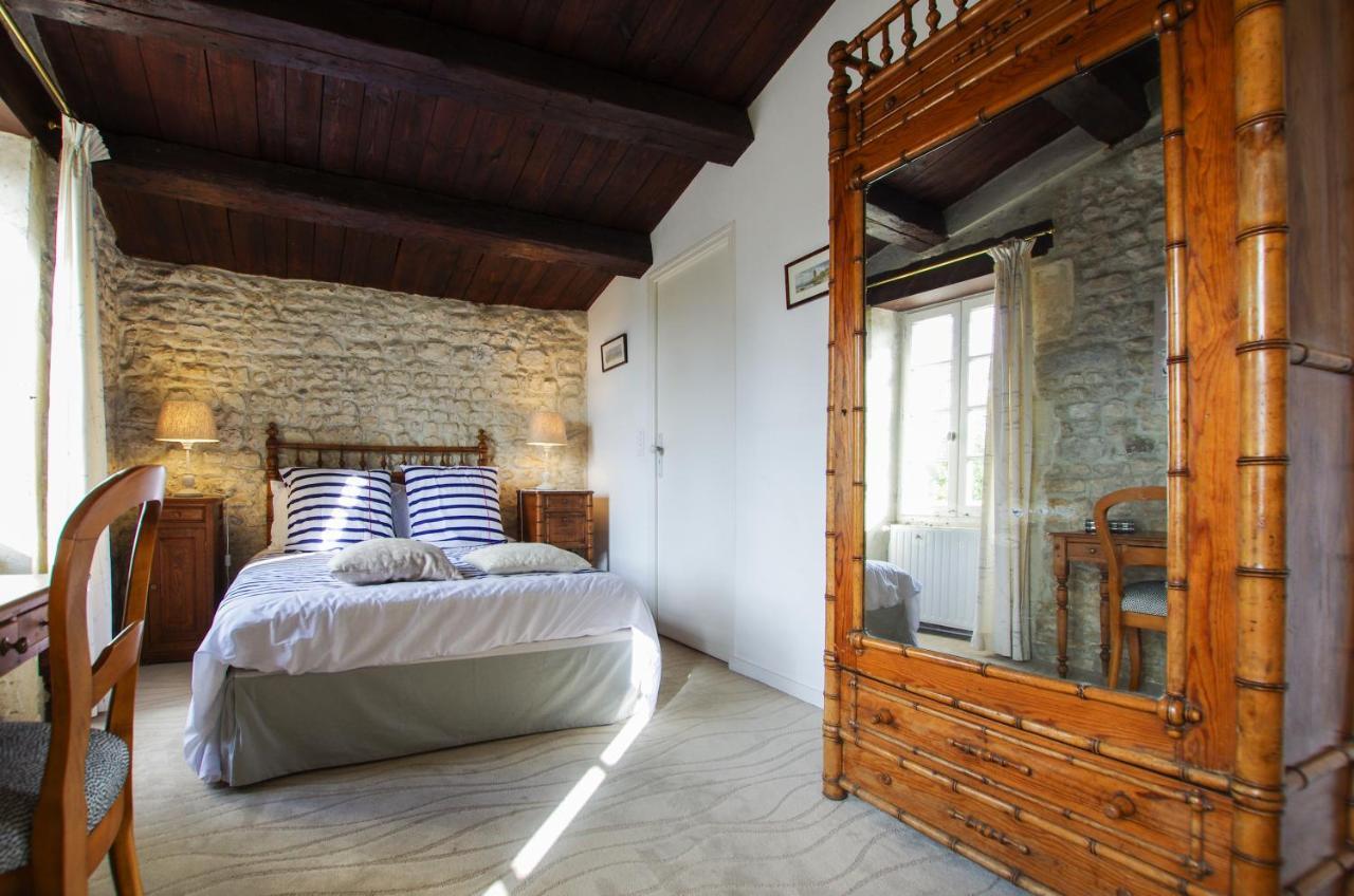 Logis Saint Leonard Bed & Breakfast Dompierre-sur-Mer Exterior foto