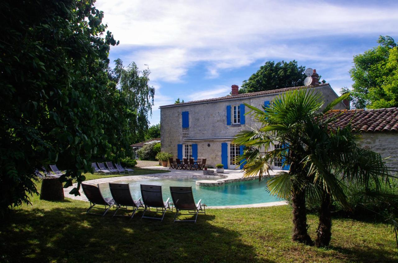 Logis Saint Leonard Bed & Breakfast Dompierre-sur-Mer Exterior foto