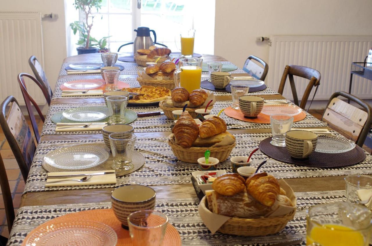 Logis Saint Leonard Bed & Breakfast Dompierre-sur-Mer Exterior foto